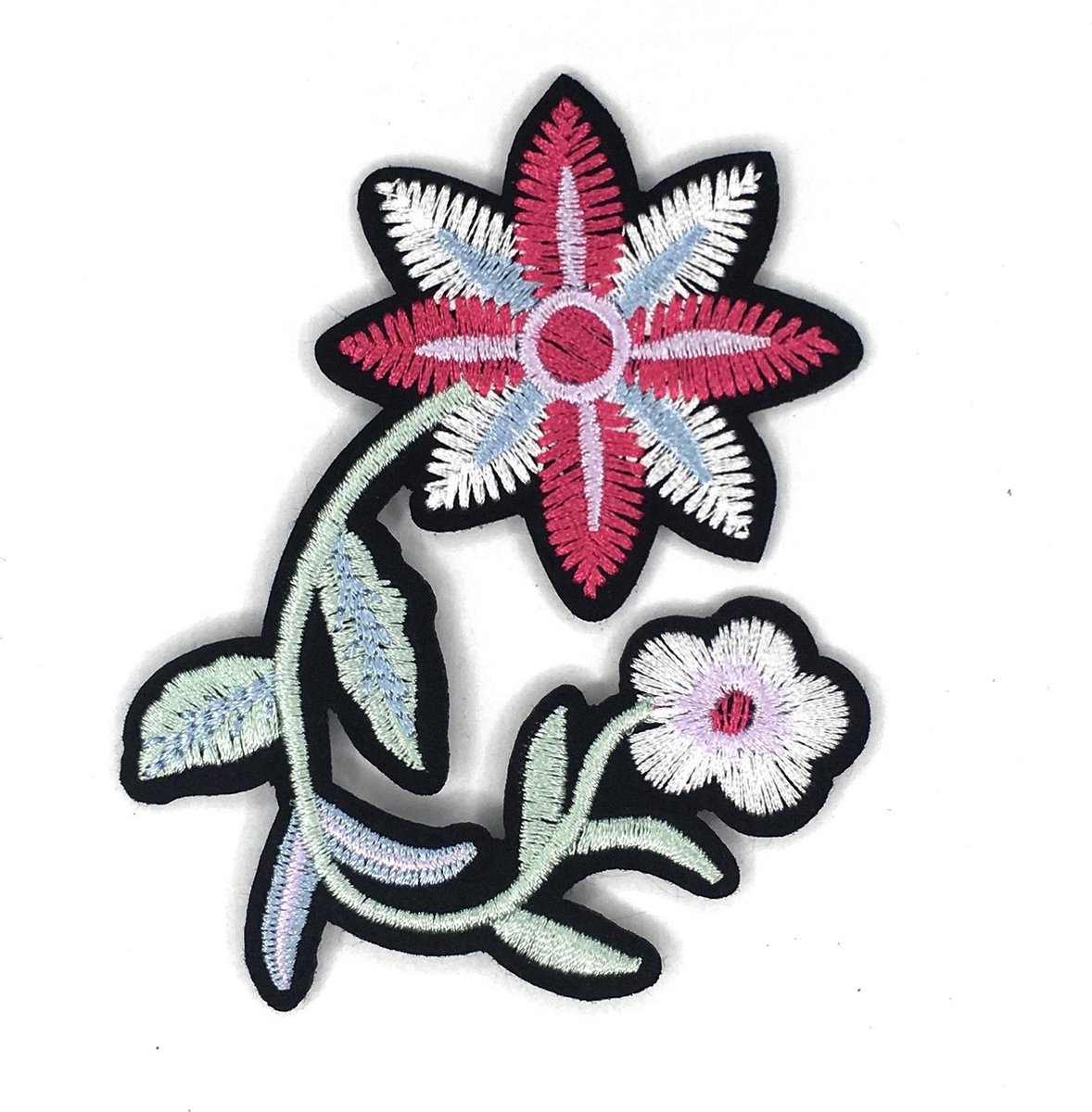 Afbeelding van product Merkloos / Sans marque  Roze Pastel Kleurige Bloemen Op Tak Strijk Embleem Patch 7,5 x 10,8 cm