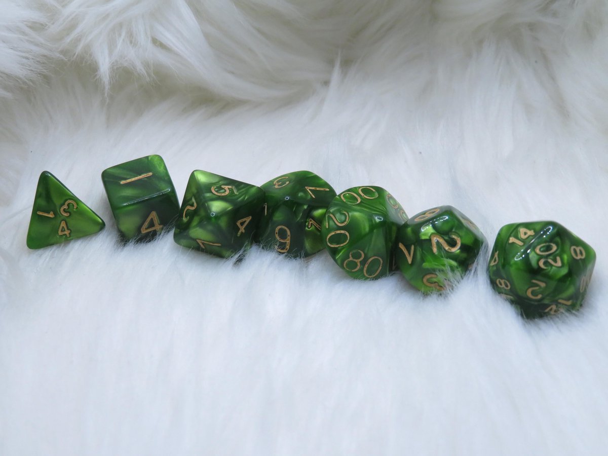 Polyset Dice | Dobbelstenen - Set Van 7 Stuks - Groen Geel Marmer Parelmoer Goud | Voor D&D en Andere Rollenspellen | Plastic Dobbelstenen Set voor Dungeons and Dragons | Polyhedral Dice Set | Met Mooie Zwarte Velvet Dice Bag voor Ongeveer 3 Sets