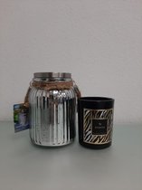 2 decoratieve items voor in huis of buiten