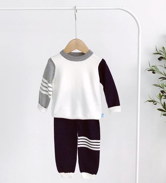 Supercute - trui en broek met strepen - maat  80 - 9 t/m 12 maanden