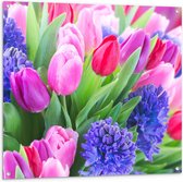 Tuinposter – Lavendel tussen Tulpen - 100x100cm Foto op Tuinposter  (wanddecoratie voor buiten en binnen)