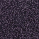 Rocailles. frosted lila. 2-cut. d: 1.7 mm. afm 15/0 . gatgrootte 0.5 mm. 500 gr/ 1 zak