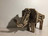 Drijfhout / Driftwood Olifant staand