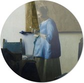 Schilderij - Brieflezende Vrouw Johannes Vermeer Oude Meesters - Blauw - 100 X 100 Cm Brieflezende Vrouw | Johannes Vermeer | Rond Plexiglas | Wanddecoratie | 100cm X 100cm | Schilderij | Oude Meesters | Foto Op Plexiglas