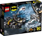 LEGO Marvel Super Heroes Mr. Freeze contre le Batcycle DC Batman 76118 – Kit de construction (200 pièces)