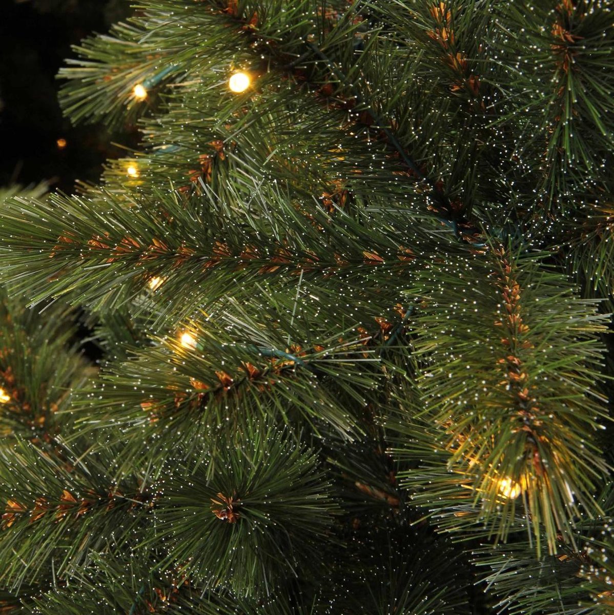 Pelagisch Vlekkeloos Gering Triumph Tree Forest Frosted Pine Kunstkerstboom - 185 cm hoog - Met  energiezuinige LED... | bol.com