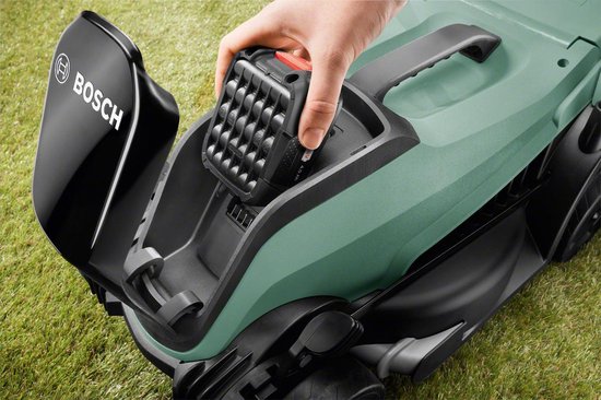 Kit AccuCirkelmaaier CityMower 18-300 + EasyGrassCut 18 baretool