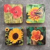 Magneten 4x Bloem. Set van 4 stuks. 6 x 6 cm.