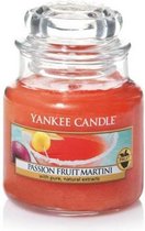 Yankee Candle Geurkaars Small PassionFruit Martini - 9 cm / ø 6 cm