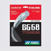 Yonex set BG68 Titanium 10m - wit