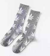 Wietsokken - Cannabissokken - Wiet - Cannabis - grijs-wit - Unisex sokken - Maat 36-45