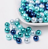 Glasparels in de schitterende kleurencombinatie 'Caribbean blue mix', in de maten 4, 6 en 8mm (700 parels !!)