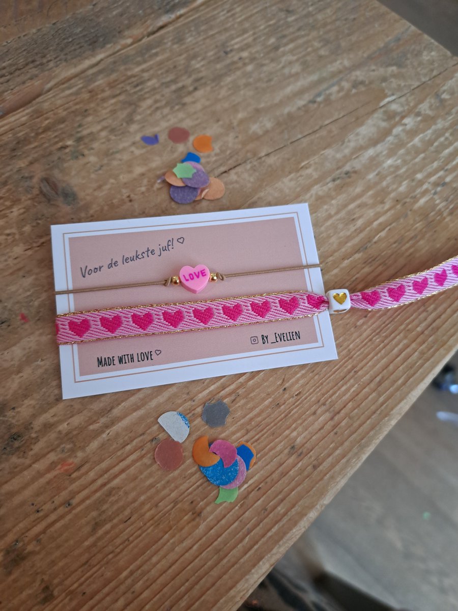 By_Evelien Armband set JUF - Liefste Juf - Hartjes - Einde schooljaar - Lief cadeau - Juffendag - Uniek cadeau - Kinderdagverblijf - Leidster - Pabo geslaagd - Topper Juf