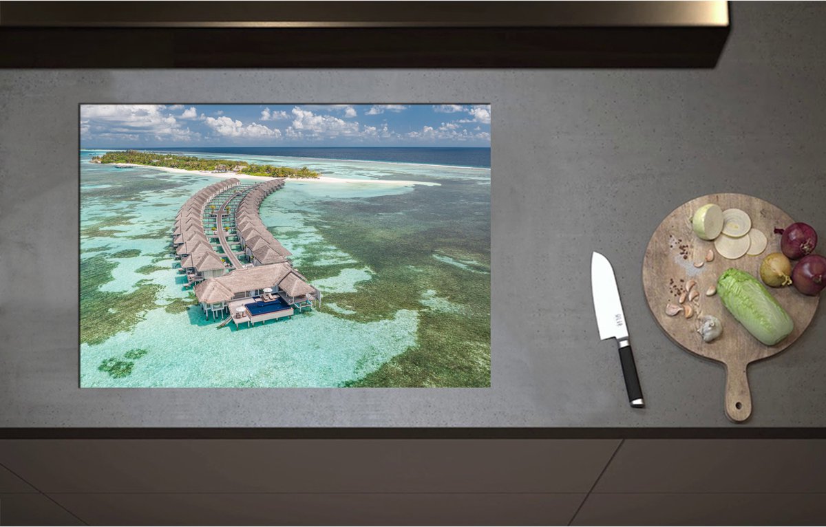 Inductieplaat Beschermer - Bovenaanzicht van Luxe Resorts op de Zee aan de Maledieven - 75x52 cm - 2 mm Dik - Inductie Beschermer - Bescherming Inductiekookplaat - Kookplaat Beschermer van Wit Vinyl