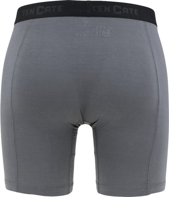 Grijze lange herenshorts van Ten Cate, rug aanzicht, met elastische tailleband.