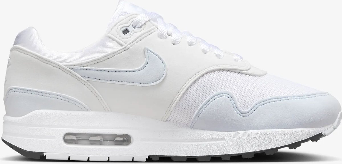 Nike Air Max 1 /Platinum Tint/ /Football Zwart