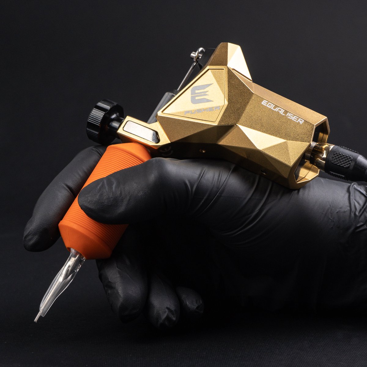Equaliser Pusher | Premium Professionele Tattoo Machine | Draadloze Tatoeage Pen | Wireless | PMU Gun | Zelf Tatoeëren Kit | Cartridges | Naalden | Beginner & Gevorderden Set 1RL | 3RL | 7RL