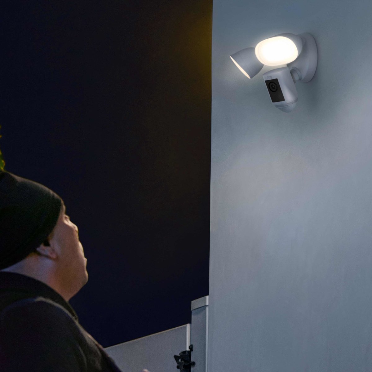 Ring Floodlight Cam Wired Pro - IP-beveiligingscamera - Buiten - met schijnwerpers - Wit – foto 3
