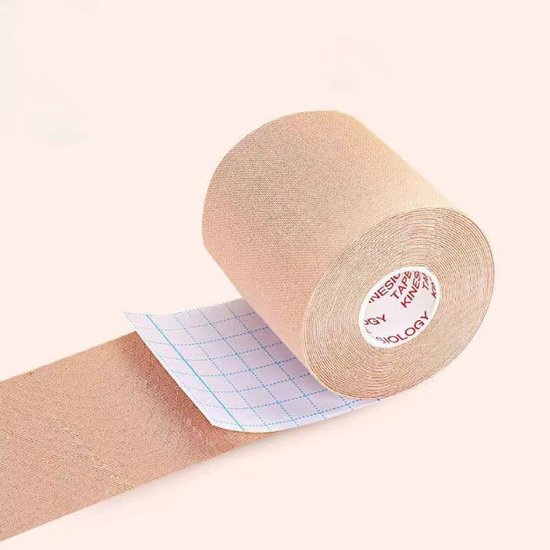 Borstlift zonder chirurgie: Gebruik van boob tape
