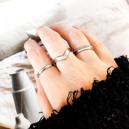 Essentialistics - Ring basique ronde - Taille 16 - Or - Acier inoxydable (ne se décolore pas)