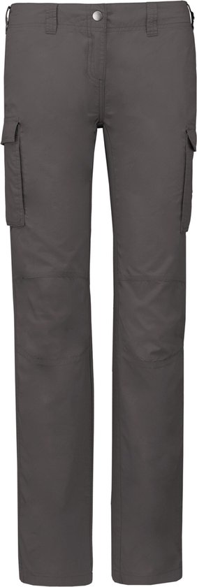 Pantalon cargo gris avec plusieurs poches, vu de face.