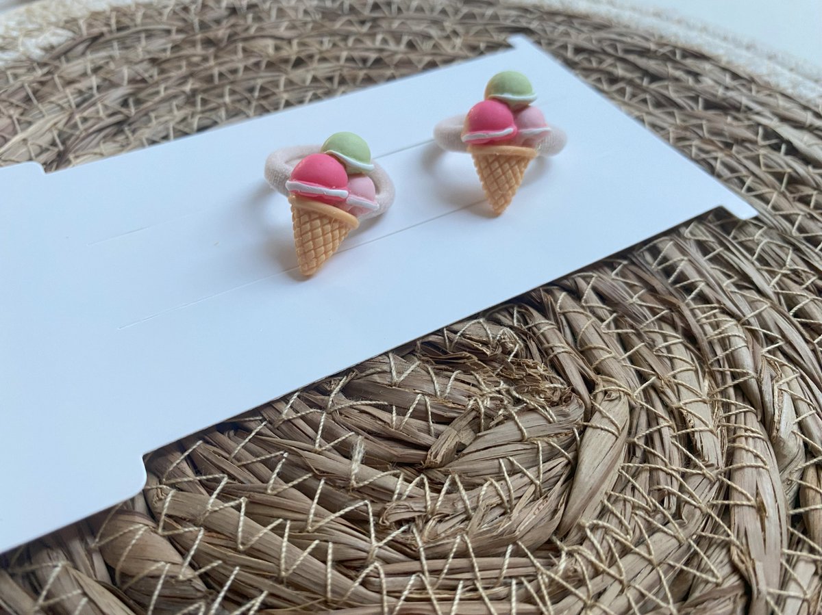 Jouwknipjes - haarelastiek icecream rood - kinderelastiekjes - haarelastiekjes meisjes - haarelastiekjes - elastiekjes klein - elastiekjes kinderen - elastiekjes haar meisje - mooie haarelastiekjes meisje - haaraccessoires kinderen