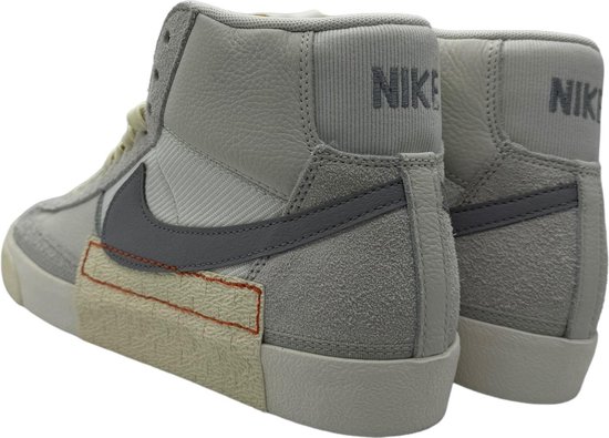 Nike Blazer Mid Pro Club - Sneakers - Wit/Grijs/Rood - Maat 41 | bol
