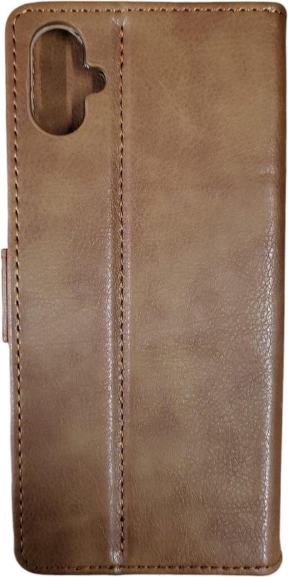 Bookcase Telefoonhoesje Geschikt voor Samsung Galaxy A05 - Hoesje - Ruimte voor 3 pasjes - Magneetlipje - Portemonnee - FuturiQ - Lichtbruin