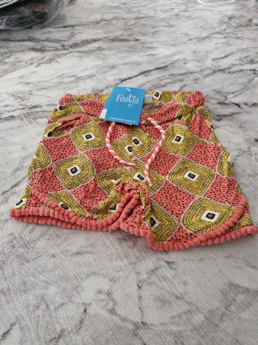 Feetje - Korte broek - Koraal - Mt 68