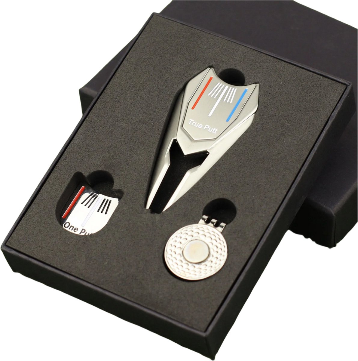 Golfbal marker cadeau set - Driedelig - Inclusief cadeaudoos - Pitchfork/Golfbalmarker/Clip - Reparatie Green - Golfbal marker - Putten & Putterslijn - Greenmarker - Golfballen - Golf Pitchfork - Golfaccesoires - Golftrainingsmaterialen - Golfcadeau