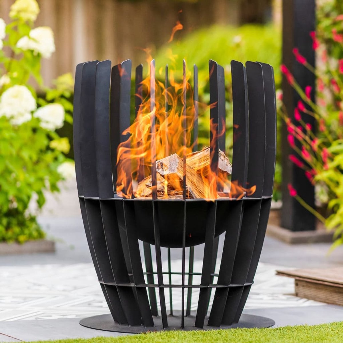 RedFire Baylor Fire Basket - Black