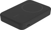 Bol.com Belkin BoostCharge Pro Draadloze 8000mAh Powerbank met Qi2 MagSafe-Compatibele Uitklapbare Standaard - Zwart aanbieding