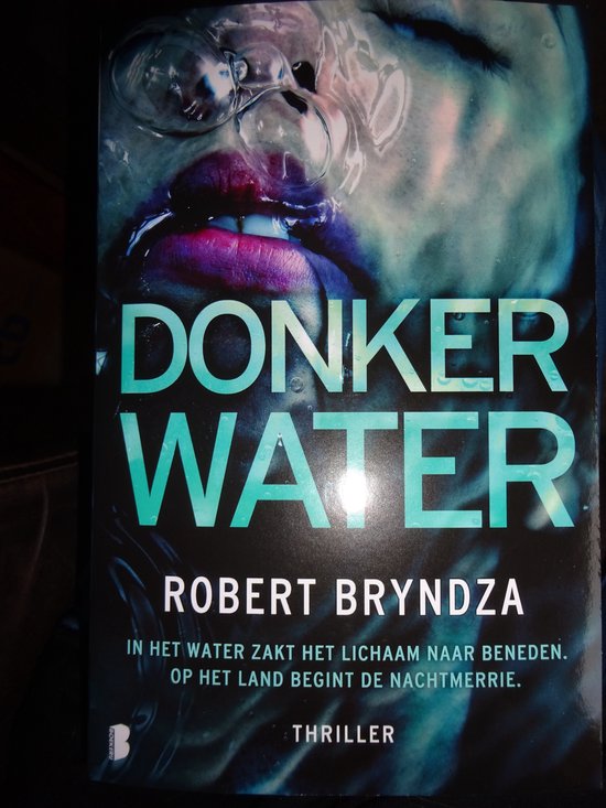 Donker Water Robert Bryndza