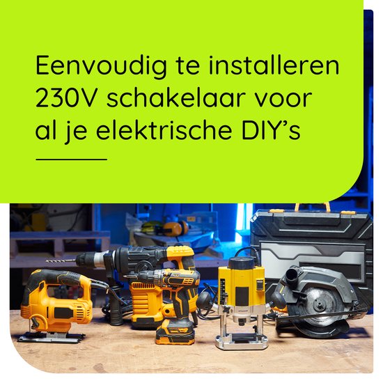 Collage van elektrisch gereedschap: decoupeerzaag, boormachine, router, cirkelzaag.