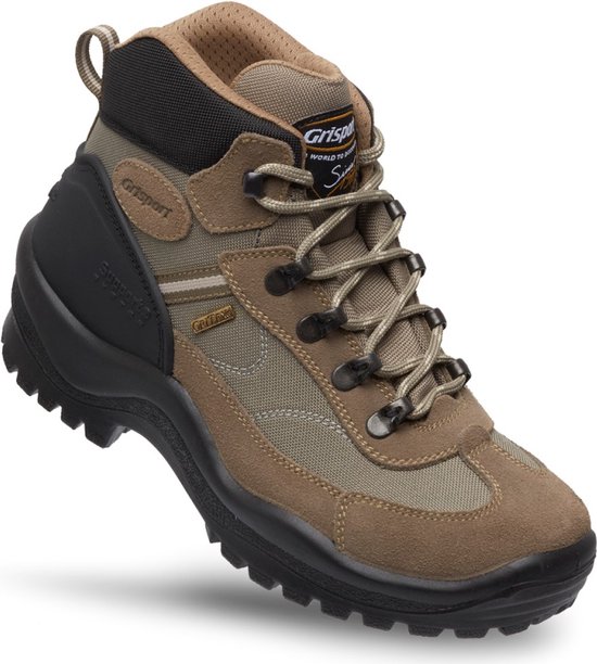 Bruine Grisport wandelschoen met veters, zwart en beige details.