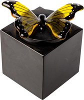 Cubos Urn Zwart Met Vlinder - Vierkante Mini Urn Van Zwart Marmer Met Een Sierlijke, Gele Vlinder Van Glas