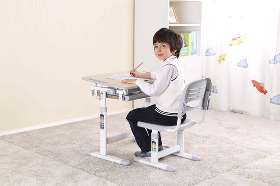 Bureau met stoel › Kindertafels - en stoelen