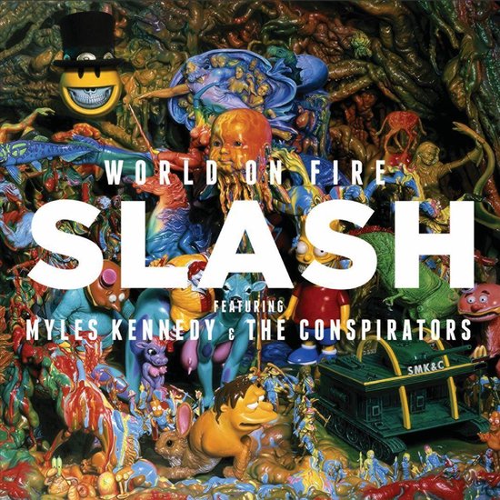 Albumhoes met de titel 'World On Fire' en 'Slash' in grote witte letters. Veelkleurige, surrealistische collage van figuren.