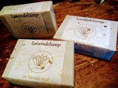 Natuurlijke zeep - Lavendelzeep - Moederdag - Handgemaakt - Cadeau - etherische olie - Vegan