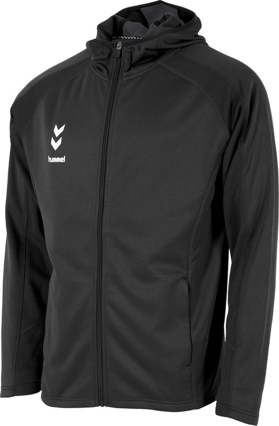 Zwarte hoodie van hummel met rits, witte chevrons en logo op de linkerborst. Donkergrijs mesh-paneel op de schouders en capuchon.