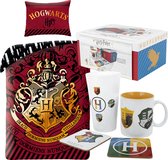 Harry Potter Dekbedovertrek Hogwarts - Eenpersoons - 140 x 200 cm - katoen - Jongens meisjes dekbed Gryffindor - incl. 4 delige Giftbox cadeau set