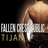 Een man met een rode muts en jeans, met de tekst "FALLEN CREST PUBLIC TIJAN".
