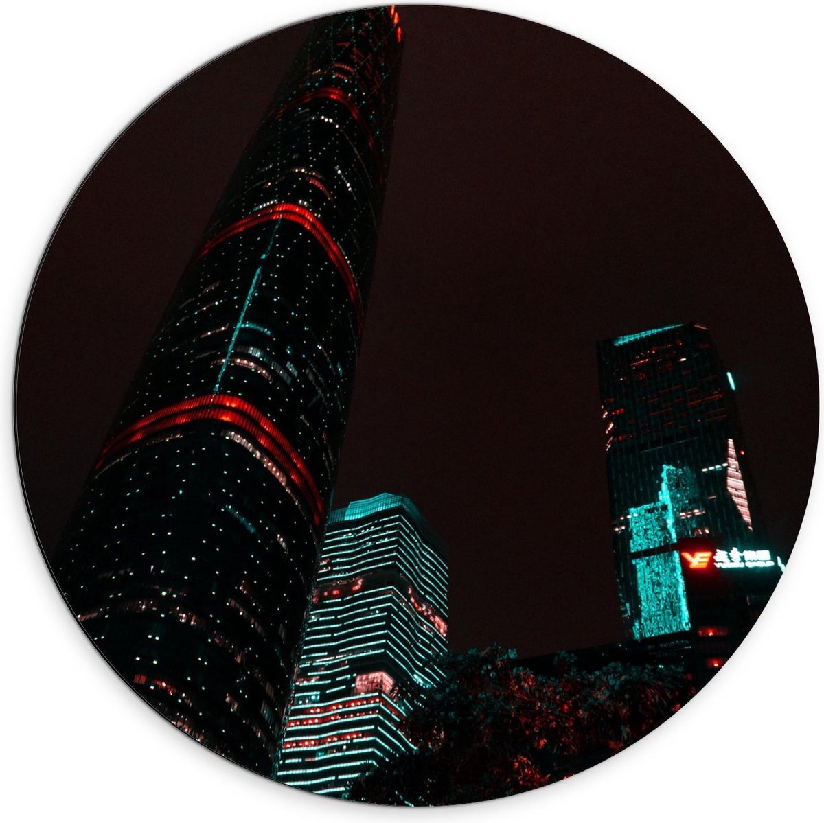 Dibond Wandcirkel - Lichtgevende Gebouwen in de Stad - 70x70cm Foto op Aluminium Wandcirkel (met ophangsysteem)