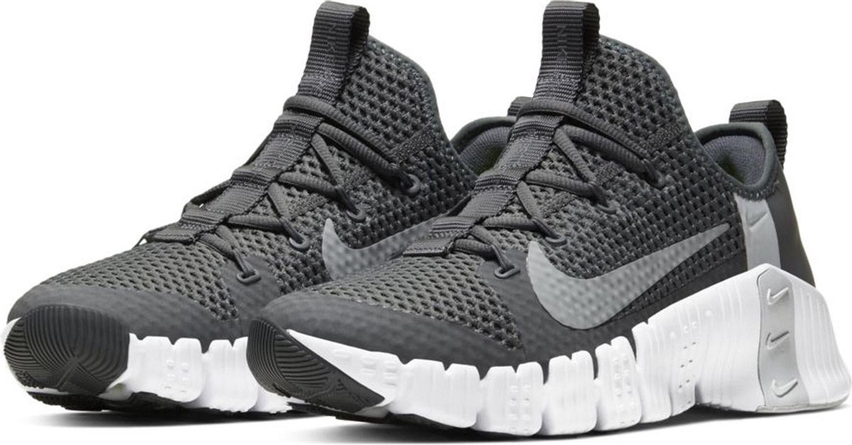 Nike Free Metcon 3 Sportschoenen - Maat 44 - Mannen - grijs/wit | bol.com