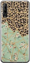 Huawei P Smart Pro hoesje - Luipaard bloemen print - Soft Case Telefoonhoesje - Luipaardprint - Groen