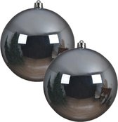 2x Grote lichtblauwe kunststof kerstballen van 20 cm - glans - lichtblauwe kerstballen - Kerstversiering