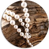 Dibond Wandcirkel - Parelketting bij Boomstam - 60x60cm Foto op Aluminium Wandcirkel (met ophangsysteem)