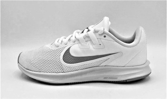 Nike WMNS Downshifter 9 - White/Wolf 