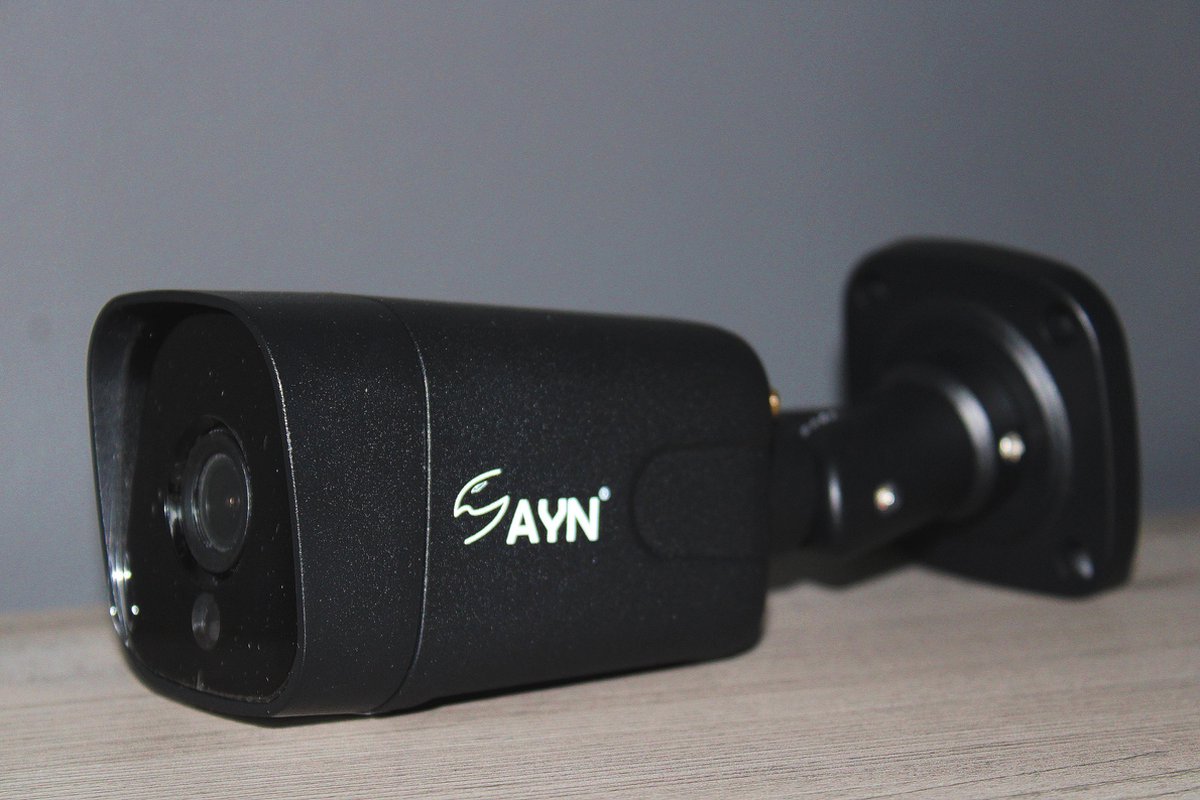 Sayn Model 4 Zwart - Buiten - Binnen - 2560P - 5MP - Super HD - WiFi - 15fps - Sony sensor - IP beveiligingscamera - Bewegingsdetectie - geluidsdetectie - Bewakingscamera - Nachtzicht - 25m - P2P - Bewakingscamera - Waterdicht Beveiligingscamera IP66