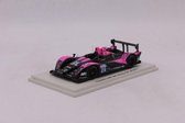 De 1:43 gegoten modelauto van de Pescarolo -Judd OAK Racing #24 van de 24H of Lemans 2010. De rijders waren J. Nicolet/R. Hein en J.F. Yvon. De fabrikant van het schaalmodel is Spark